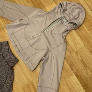 Lululemon Bundle Crop top Hoodie & Half zip Lululemon Long Sleeve